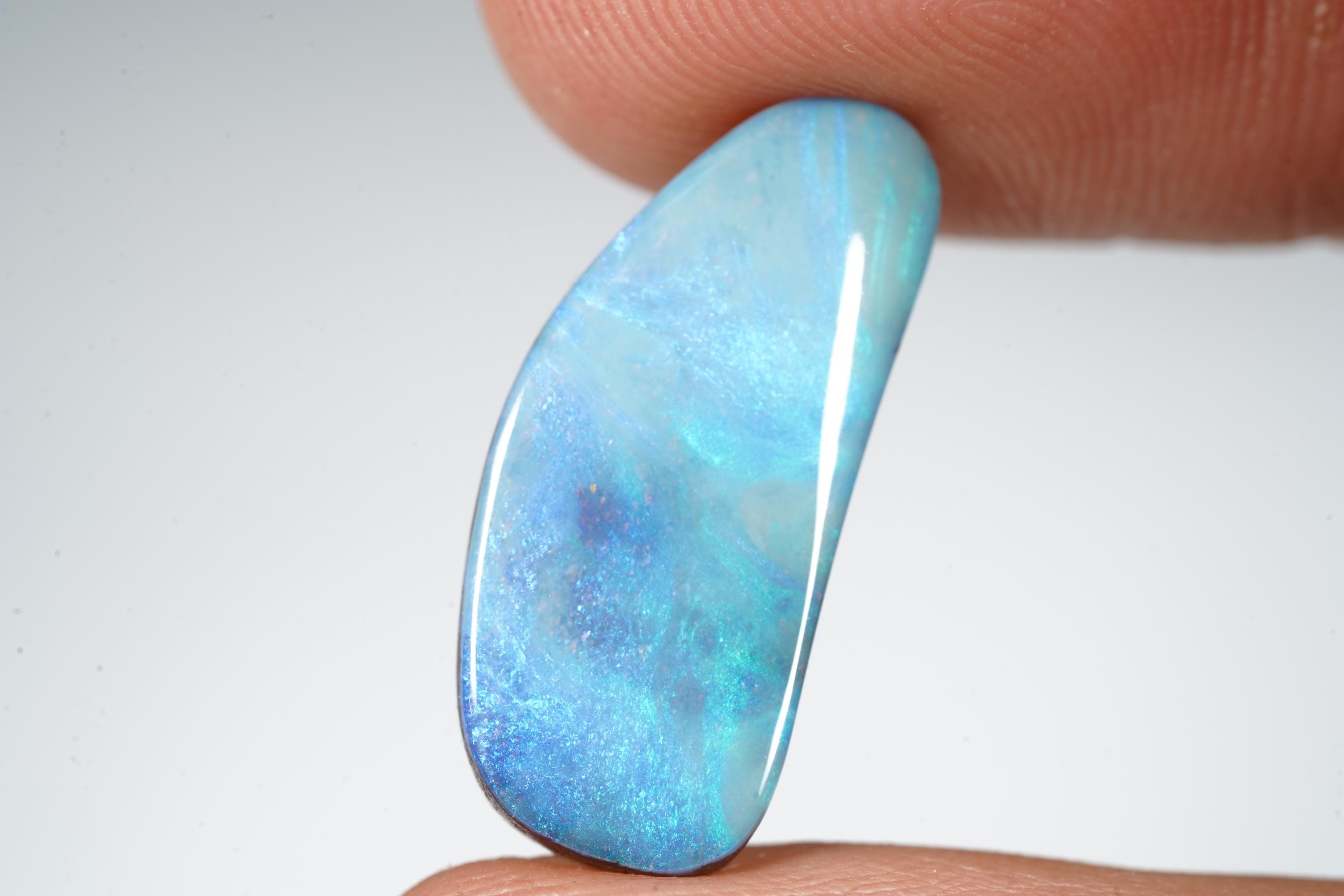 ボルダーオパール 6.81カラット 研磨済み オーストラリア産 コレクター