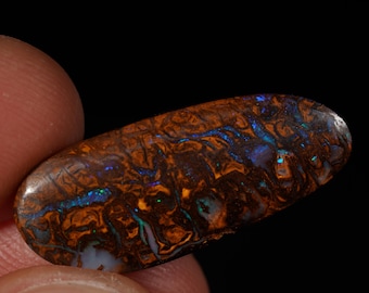Beautiful boulder opal, 13.22cts, polished stone for collectors or jewelers from Australia