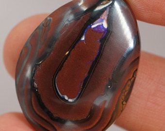 ボルダーオパール 14ct 33㎜×14㎜位 優雅なマトリックス ボルダーオパール 14ct 33㎜×14㎜位 優雅なマトリックス