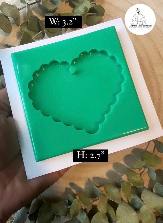Scallop Heart Keychain Mold Scallop Heart Keychain Mold