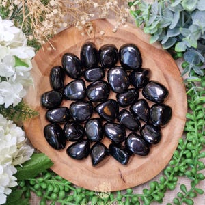 Jet Tumbled Stone, Crystal Gemstone Polished Natural High Quality Grade Mineral Rock Grounding Protection Ancestral Healing Clarity Meaning