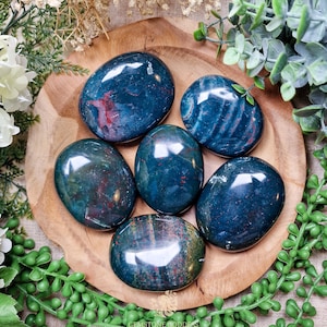 Heliotrope Palm Stone | Bloodstone Hand Stone Big Large Tumbled Gemstone Crystal Rock Gift Her Him | Courage Protection Grounding Balance