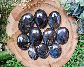 Spectrolite Pocket Stone Palm Stone Hand Gemstone Crystal Rock Gift Her Him Polished Smooth Stone Flat Disk Worry Stone Pocket Hug Spiritual