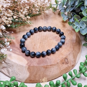 Cat’s Eye Quartz Bracelet 8mm | Focus Intuition Protection Solar Plexus Third Eye Chakra | High Quality Gemstone Crystal Jewelry Men Women