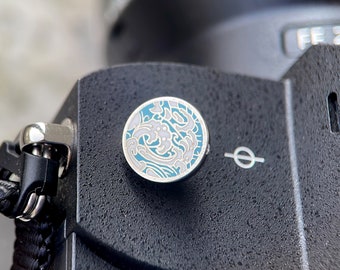 The Great Wave Shutter Button for Camera, Threaded Shutter Release, Photography Gear, Unique Camera Accessory, Gift for Camera Owners