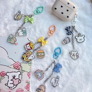 Cute Puppy Keychain - Kawaii Dog Charms with Heart Clip and Bow, Adorable Cartoon Animal Keyring, Perfect for Bags, Phones, or AirPods Case