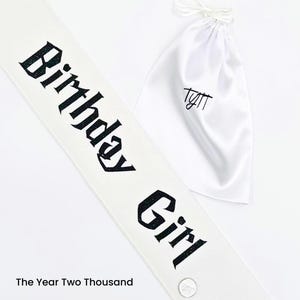 Birthday Girl Sash, Personalized Birthday Sash, Custom Birthday Girl Sash, Happy Birthday Sash, Birthday Party Sash, Customized Party Sash