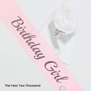 Custom Birthday Girl Sash, Personalized Birthday Sash, Birthday Girl Sash, Birthday Sash, Birthday Party Sash, Customized Party Sash