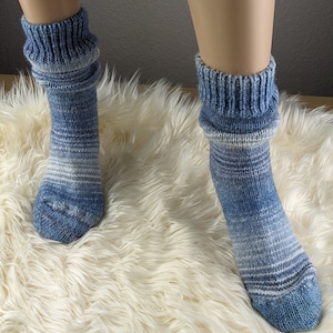 Wollsocken bunt Farbwechsel wie selbstgestrickt Größe 35-38 39-42 43-46 Geschenk wärmende Socken Unisex Bild 4