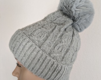 Damen Strickmütze mit Kunstfell Bommel>gefütterte Wintermütze>Beanie Wollmütze>Kunstfell gefüttert>Bommelmütze>Geschenk für Sie>