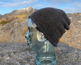 Hand Knitted Merino Wool Beanie: Soft Grey Winter Hat