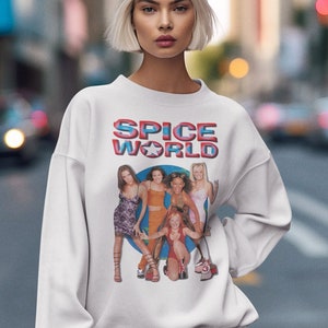 T-shirt Spice World Tour, T-shirt da concerto delle Spice Girls, T-shirt retrò pop band, T-shirt per fan della musica anni '90, T-shirt grafica da donna BG232