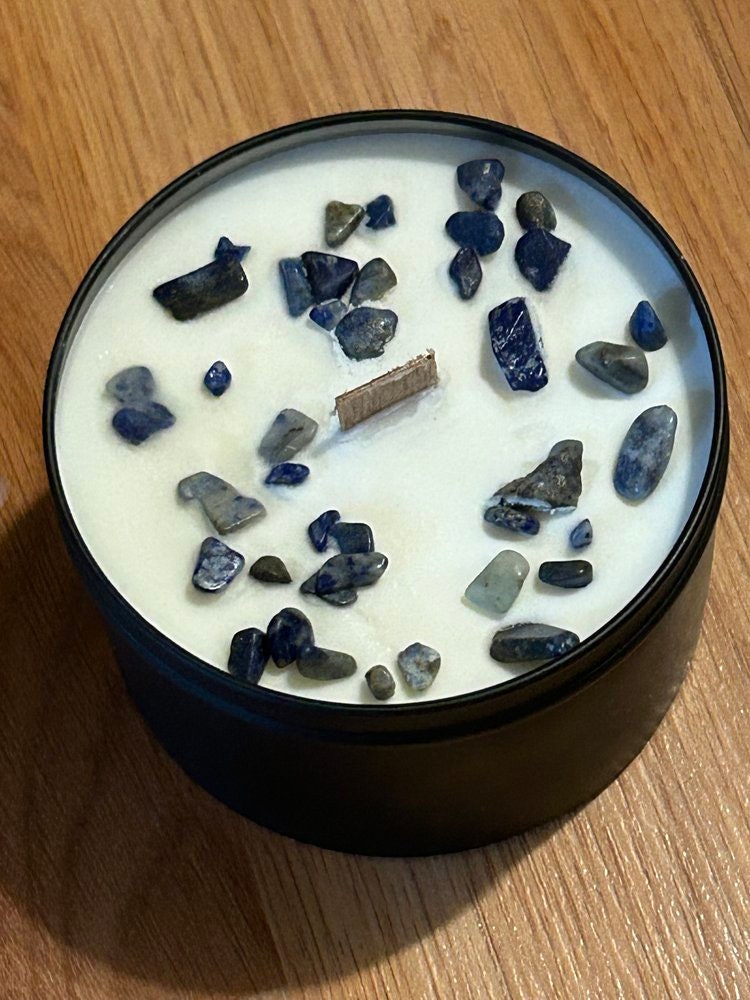 Peppermint scented handmade Soy Wax Candle with Lapis Lazuli Crystals & Wooden Wick - 8 oz Black Tin, beautiful Scent - Perfect Gift Idea