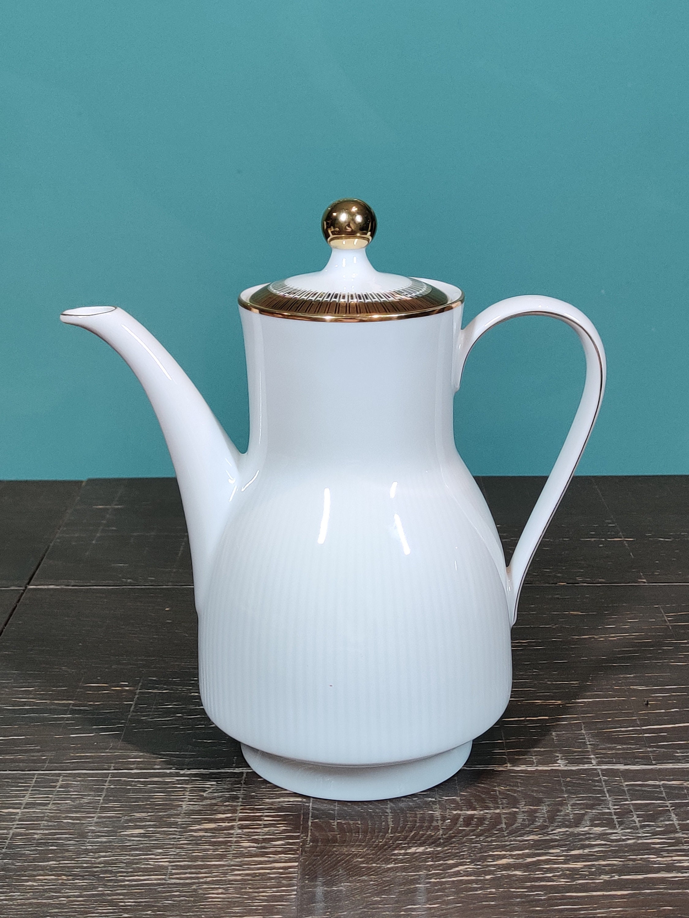 Vintage Teapot by Winterling Roslau, made from German Porcelain with Gold Accents