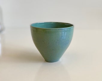 Handmade Stoneware Mug, Green Cup, Filter Coffee Mug, Pottery Coffee Cup, Pottery Mug, Cappuccino Mug, Glazed Latte Cup, Mothers Day Gift