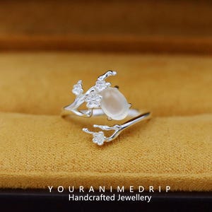 S925 Sterling Silver Ring, Light Luxury Design Plum Blossom White Agate Chalcedony Ring