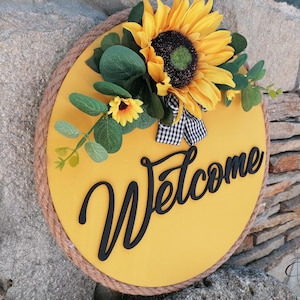Letrero de bienvenida de madera con girasoles / Corona amarilla para todo el año / Letrero para porche delantero de primavera y verano / Decoración de puerta con girasoles / Decoración de entrada /