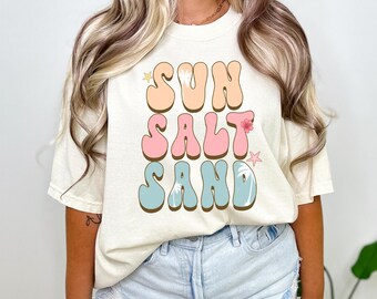 Retro Tropical Beach Shirt, Sun Salt Sand Beach Tee, Summer Vibes T-shirt, Vintage Ocean Top, Coastal Graphic Tee