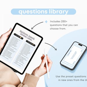 Peut inclure: Une tablette num&eacute;rique affichant une liste de questions pour un jeu de type "Jeopardy" sur le th&egrave;me de la bachelorette. Le texte &agrave; l'&eacute;cran indique "Bachelorette Jeopardy Questions Library". La tablette est tenue par les mains d'une personne. Un stylet est affich&eacute; &agrave; c&ocirc;t&eacute; de la tablette. Le texte "Includes 250+ questions that you can choose from." est affich&eacute; au-dessus de la tablette. Le texte "Use the preset questions or swap in new ones from the library." est affich&eacute; en dessous de la tablette.