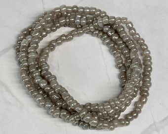 Single Strand Light Gray Seed Bead Stretch Bracelet