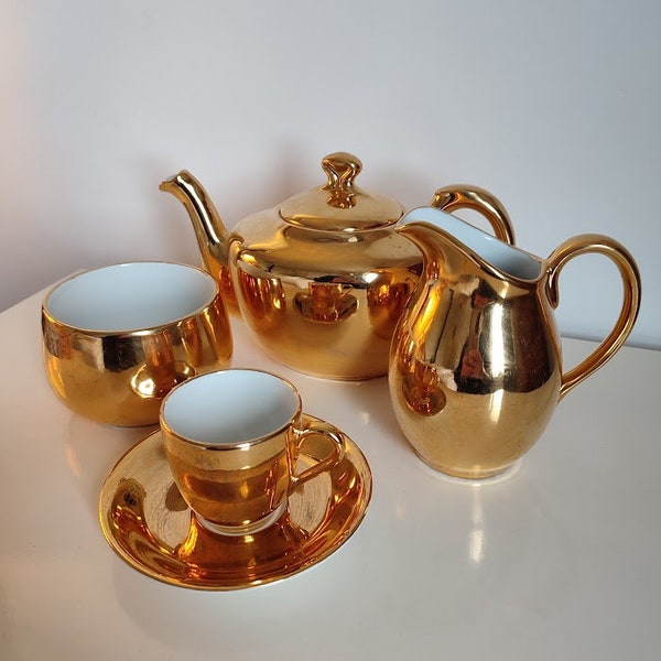 Vintage Royal Worcester Gold Lustre Tea set - Tea pot, small tea cup and saucer milk jug and sugar bowl