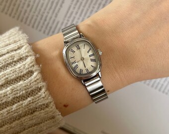 Silver Womens Watch, Vintage Women Wrist Watches, Retro Roman Numeral Watch, Minimalist Adjustable Size Wrist Watch, Present for her