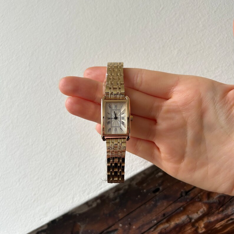 Gold & Silber Tank Uhr für Frauen, Vintage Uhr, Minimalistische verstellbare Armbanduhr, Luxusuhren aus Edelstahl, Uhr mit römischen Ziffern Bild 7