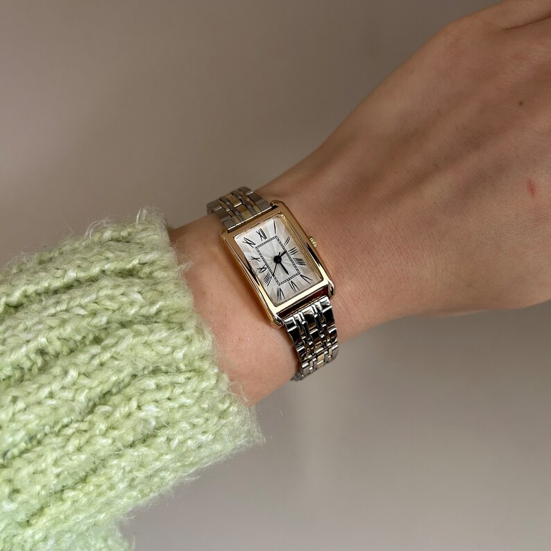 Gold & Silber Tank Uhr für Frauen, Vintage Uhr, Minimalistische verstellbare Armbanduhr, Luxusuhren aus Edelstahl, Uhr mit römischen Ziffern Bild 3