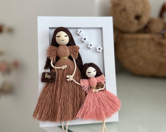 Macrame dolls in frame “Mommy and Me”