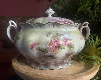 Sopera antigua de porcelana MZ Austria