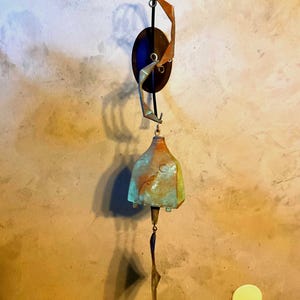 Mid-Century Italian Post Modern Paolo Soleri Brutalist Bronze Wind Chime Bell Sculpture; Gorgeous verdigris patina