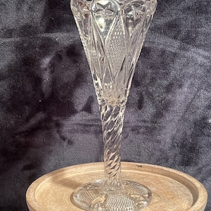 Antique EAPG Ohio Flint Glass Dunkirk Diamond pattern Vase