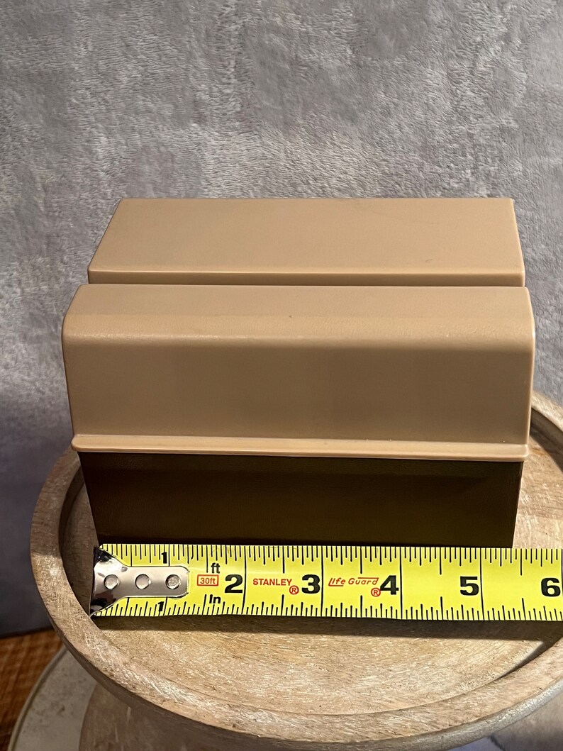 Vintage Rubbermaid Recipe Box With ABC Dividers; Dark Brown and Cream ...