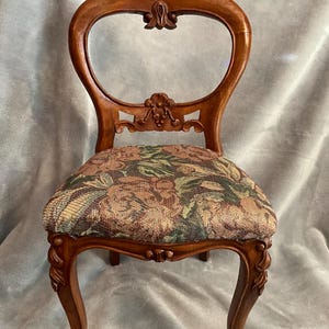 Vintage salesman sample victorian style chair; Miniature Victorian chair; balloon back doll chair