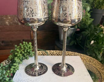 Vintage paar ZY India geëtst verzilverd over koperen wijnbekers; wijnglazen voor hem en haar