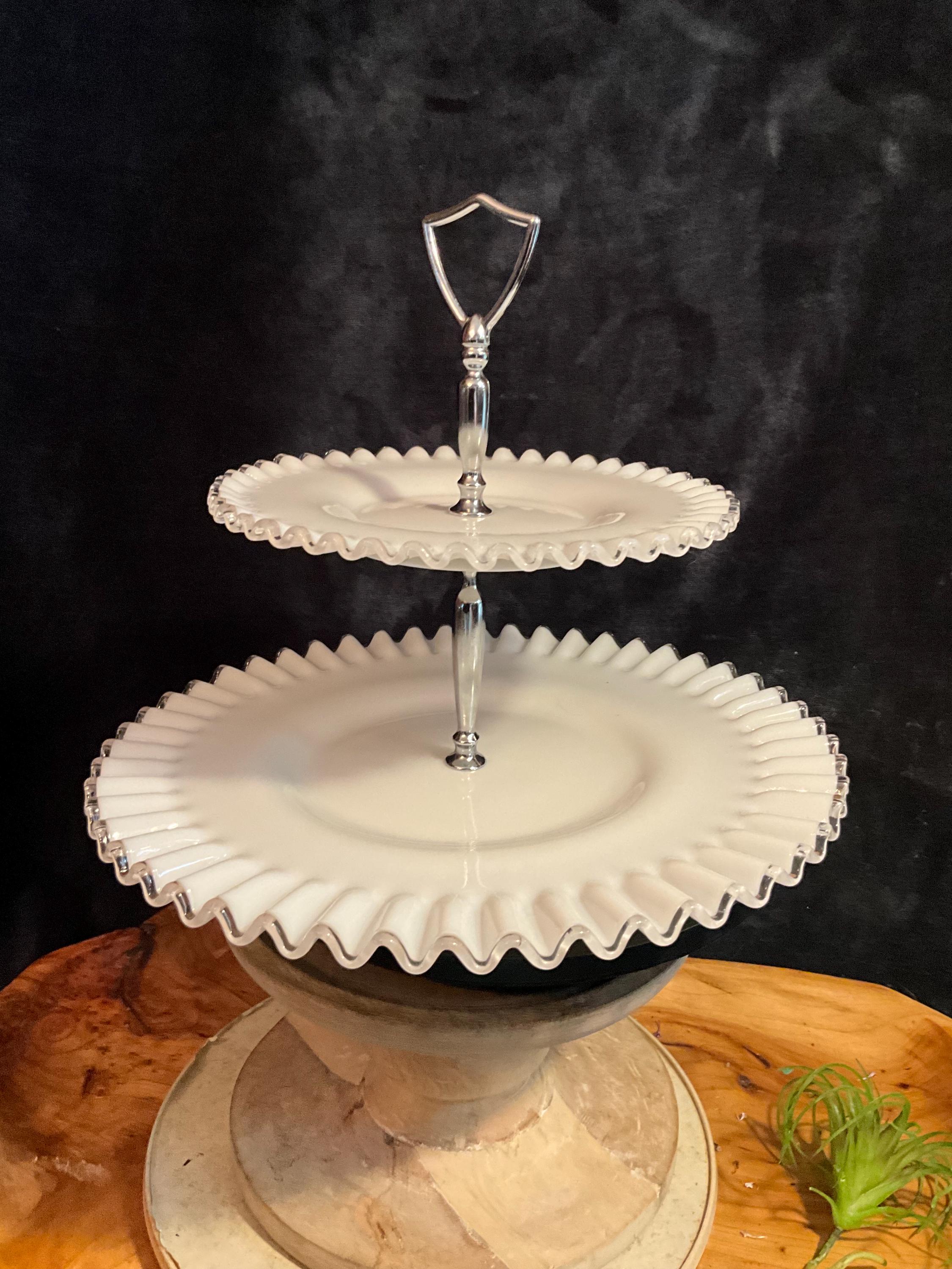 Vintage Fenton White Milk Glass 2 Tier Silver Crest Cake/petit