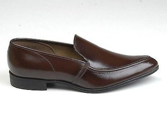 NOS Deadstock Mens Vintage Brown Leather Slip On Loafer Shoes Sleek Slim Pointed Toe 8.5