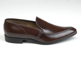 NOS Deadstock Mens Vintage Brown Leather Slip On Loafer Shoes Sleek Slim Pointed Toe 8.5