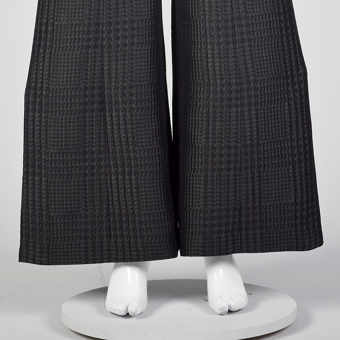 XS 1990s Giorgio Armani Wide Leg Pants Black on Black Houndstooth