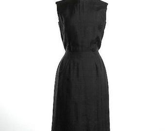 Medium 1960er Kleid Kleine Schwarze Mid Century Kleid Schwarze Seide Wackelkleid Ärmellos Cocktailparty Outfit 1960er Vintage