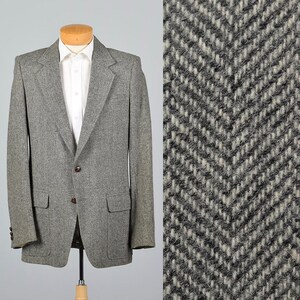XL 43L 1990s Mens Herringbone Tweed Jacket Gray Wool Single Vent Patch Pockets 90s Vintage Menswear