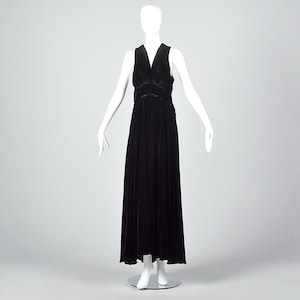 Medium 1930s Formal Gown Black Silk Velvet Evening Dress Full Length Bias Cut Silk Velvet Vintage 30s Old Hollywood Glamour Pockets