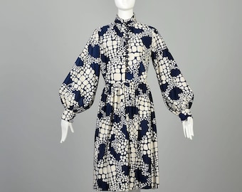 Medium 1970s Op Art Neiman Marcus Dress Bishop Sleeve Navy White Mod Dress