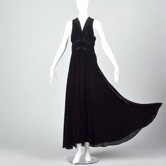 Medium 1930s Formal Gown Black Silk Velvet Evening Dr… - Gem