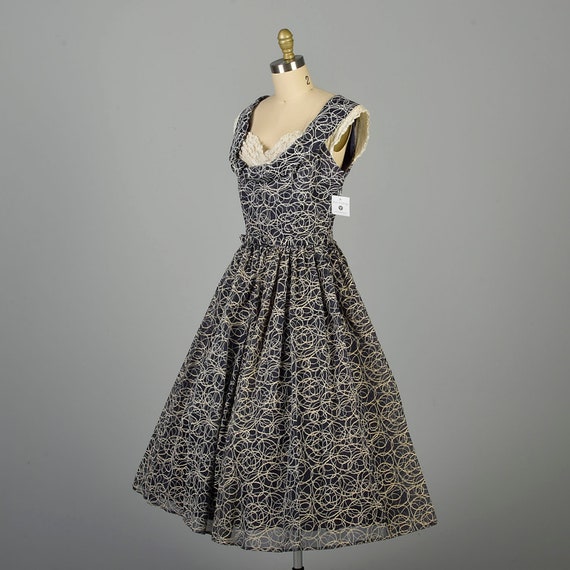 Small 1950s Flocked Party Dress Navy Blue White S… - image 3