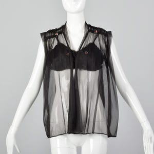 Medium Rüschen BH und Bettjacke, Offene Front Rote Blume Applikationen Ärmellose Schiere Babydoll Sissy 1960er Jahre Vintage Dessous Set