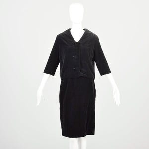 XS Vintage 1960s Two Piece Black Velvet Suit Separates Jacket with Cropped Sleeves and Pencil Skirt