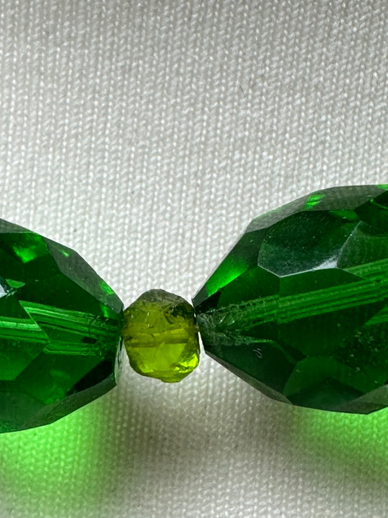 Vintage Green Glass Bead Necklace Etsy