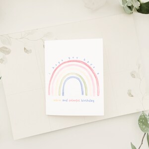 Regenboog verjaardag | Hand getrokken verjaardagskaart | Kunstenaar ontworpen + geïllustreerd | Mix & Match-korting