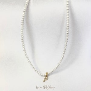 Collar inicial, collar de letras, collar de perlas, collar de letras personalizado, regalos de esposa, regalos para mamá, regalo de mamás, regalo de cumpleaños para ella
